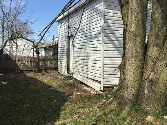 3rd image of 717 S Grant St
