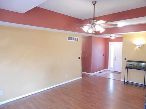4th image of 136 Zachery Dr