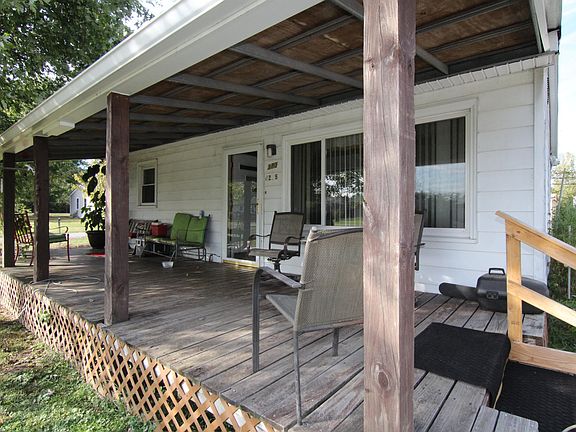 3rd image of 380 W Triangle Ln