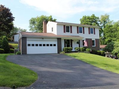 126 Pheasant Run Dr, Export, PA, 15632