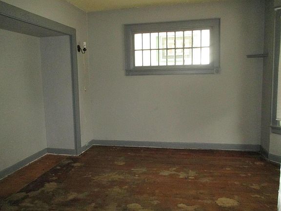 4th image of 1624 S 81st St #1624A