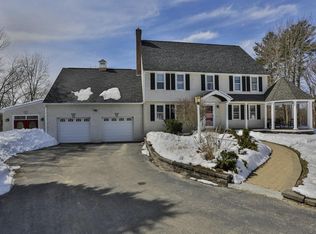 1 Carleton Rd, Groveland, MA 01834
