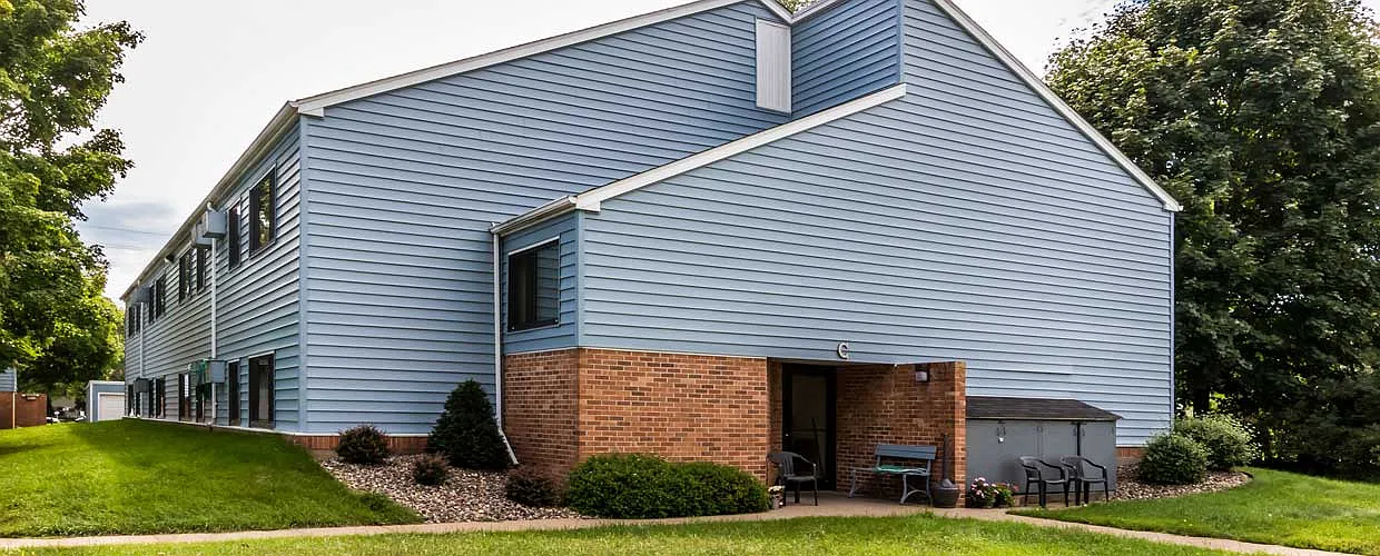 Pepin Apartments — Photo 1