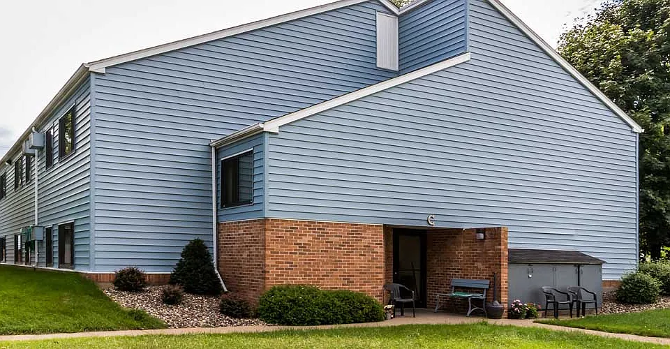 Pepin Apartments