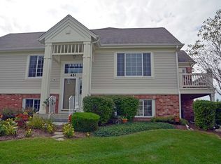 451 Churchill Dr #1, Elgin, IL 60124