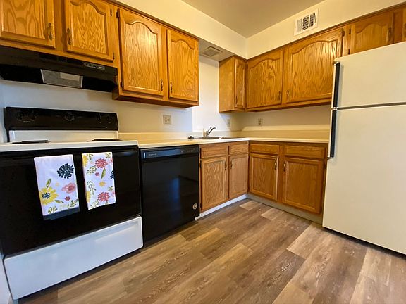 2nd image of 210 Bellwood Dr #0