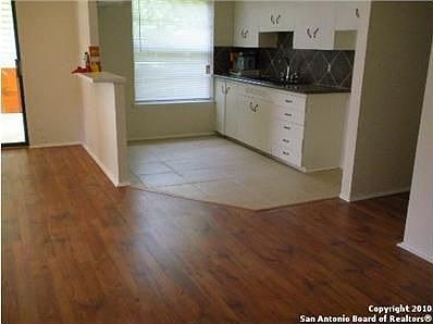 4th image of 4139 Scarlet Oak Dr