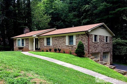 1st image of 150 Surry Ln