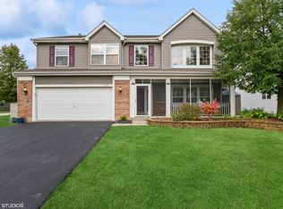 1337 Berkshire Ln, Grayslake, IL