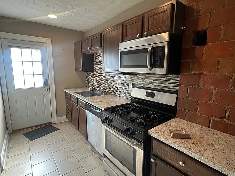 2536 Adams Ave — Photo 11