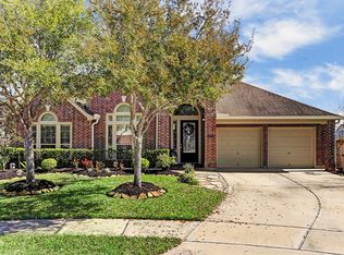 2537 Garnetfield Ln, Friendswood, TX 77546