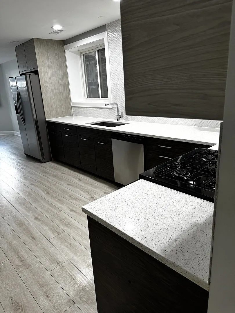 2 bed, 800 sqft, $1,825 — Photo 4