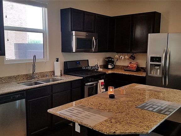 5th image of 10833 Noble Mesa Ave