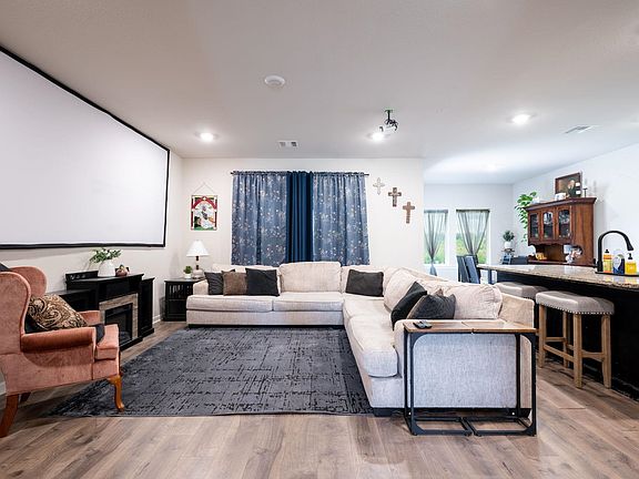 2nd image of 870 Gold Finch Way