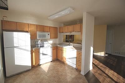 4th image of 13900 Lake Song Ln Unit C1