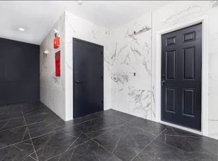 1252 Main St #201, East Hartford, CT 06108