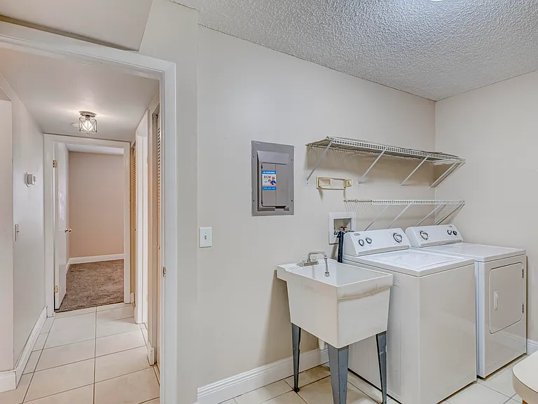 601 Sabal Ridge Cir #A — Photo 48