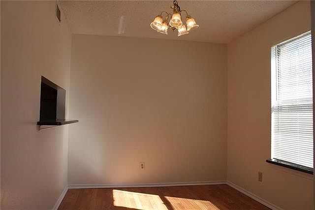 2nd image of 107 E Morrow St APT A