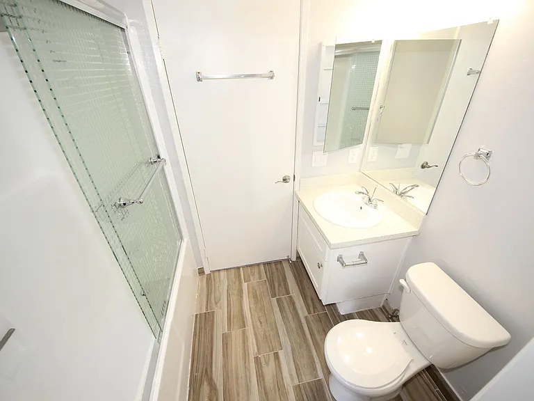 10615 Rose Ave — Photo 35