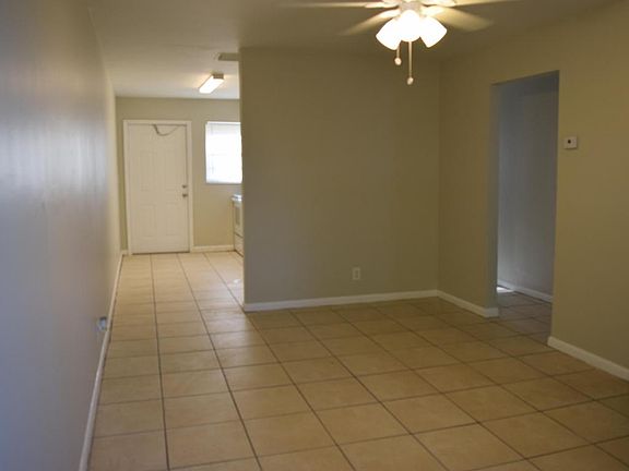 5th image of 820 14th St APT 3