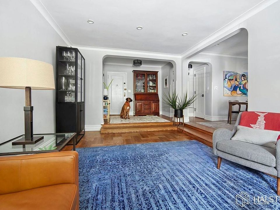 1st image of 300 W 72nd St APT 2C