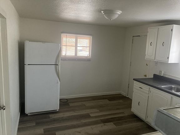 4th image of 3315 E Glenn St #2