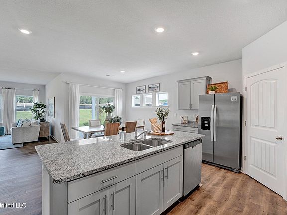 7th image of this home