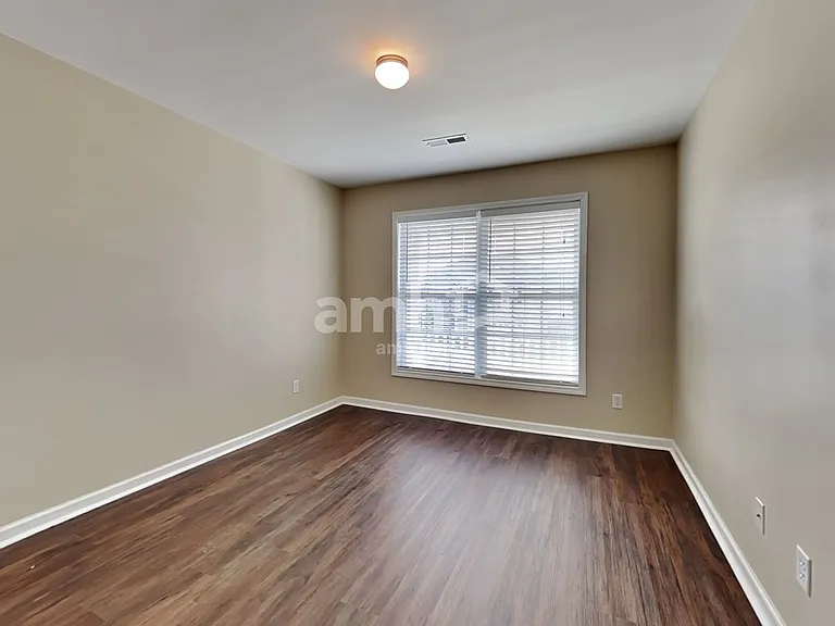 7778 Discovery Rd — Photo 19