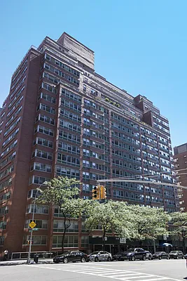 Sold by Keller Williams NYC | media 11