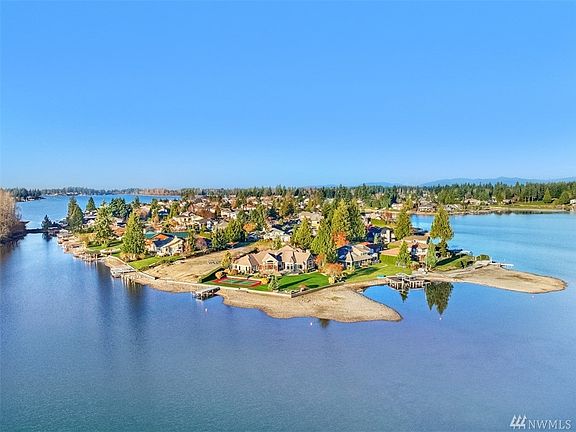 Nice aerial shot of this Exceptional Home!  
