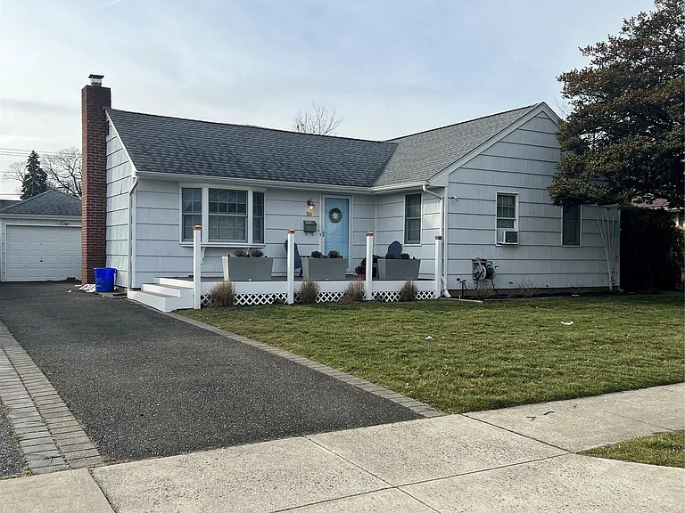 56 Nehring Ave — Photo 8