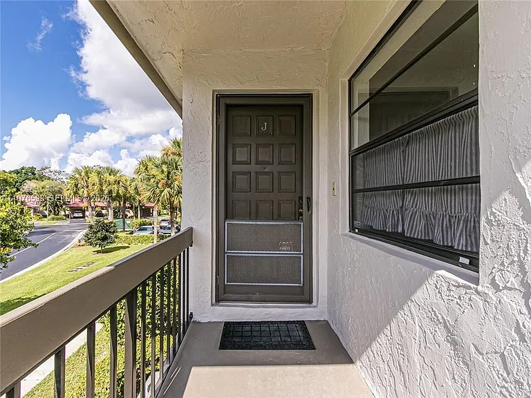21559 Cypress Hammock Dr #44J — Photo 14