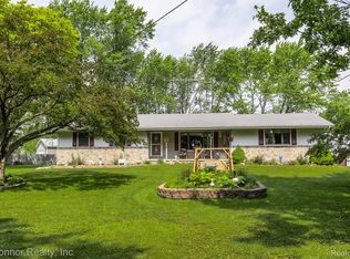 511 Range Rd, Kimball, MI 48074