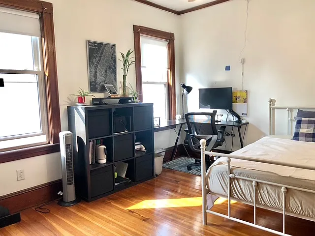 29 Woodrow Ave #1 — Photo 8