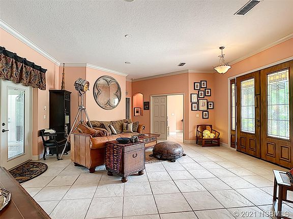 5th image of 116 Squirrel Ln