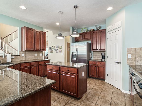 5th image of 5738 Harrow Glen Ct