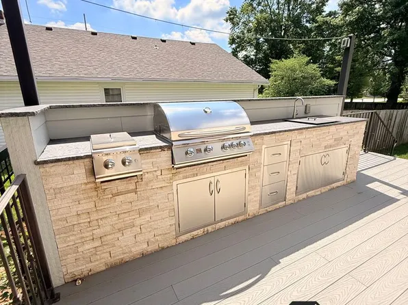 1182 E Evans St, Springfield, MO 65810