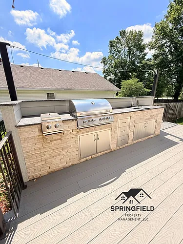 1182 E Evans St Photo 1