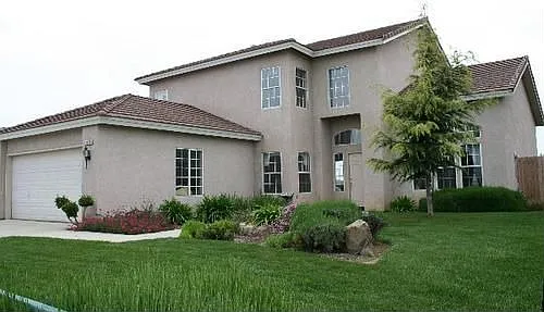 7400 Egewater photo 1