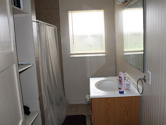 4th image of 346 Keegan Dr