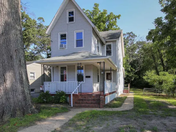 99 Chews Landing Rd, Clementon, NJ 08021