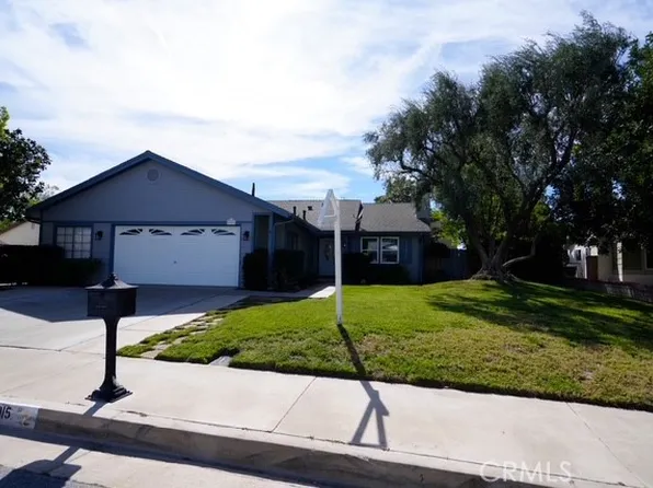 28015 Tupelo Ridge Dr, Santa Clarita, CA 91354