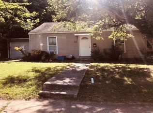 606 E Colvin St, Syracuse, NY 13210