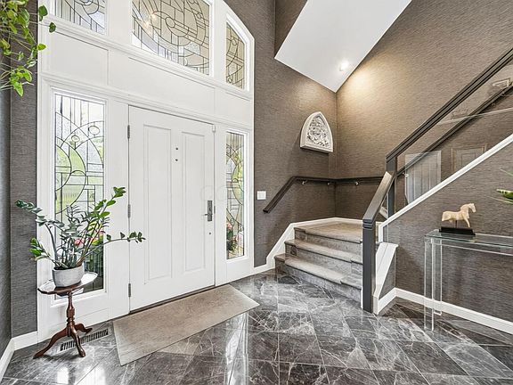 2nd image of 6477 Quarry Ln