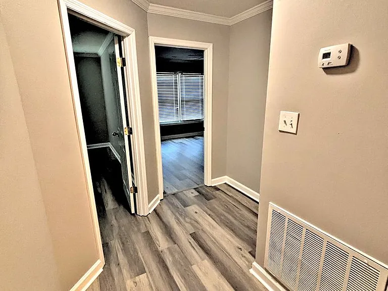 1702 Somerville Rd SE — Photo 12