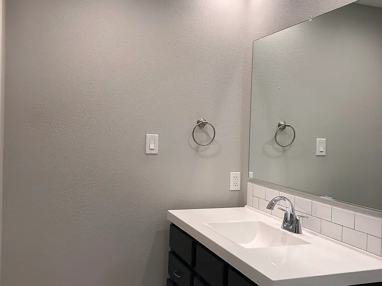 15970 Echo Glen Dr — Photo 11
