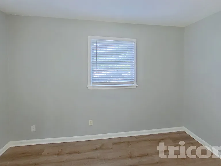 4217 S Martin Way — Photo 8