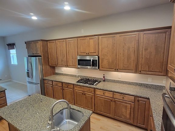 5th image of 4735 Orcas Court NE