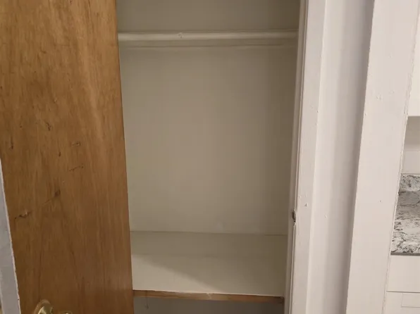 22 Sunset Avenue image 3 of 4