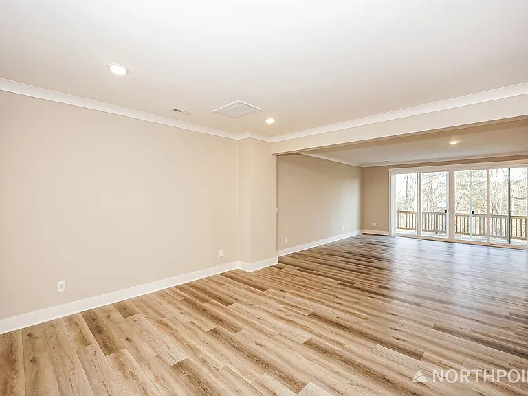 120 Glencoe Ln #103 — Photo 5